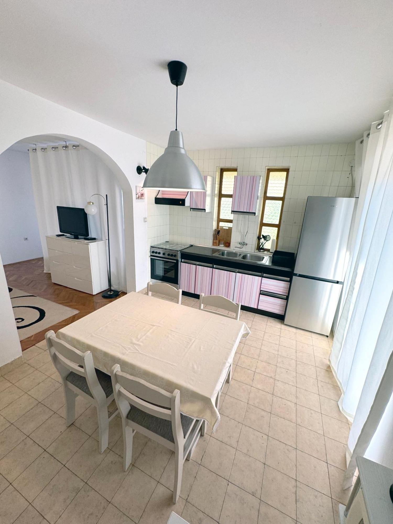 Apartmani Trlaja Водице Екстериор снимка